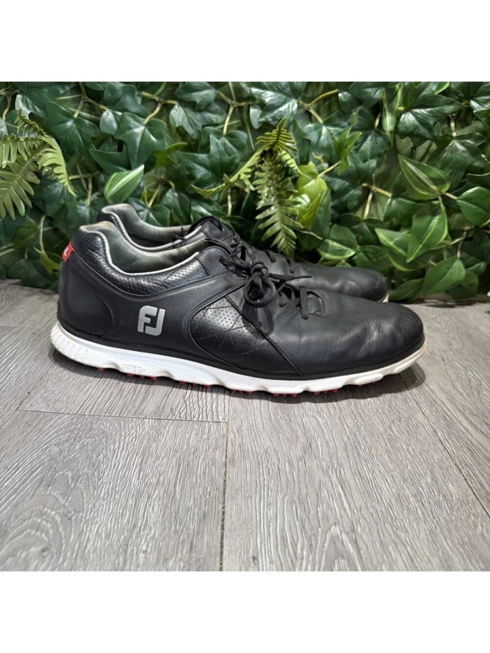 FootJoy Pro SL Mens Golf Shoes US Size 13 M Black and White Spikeless #53594